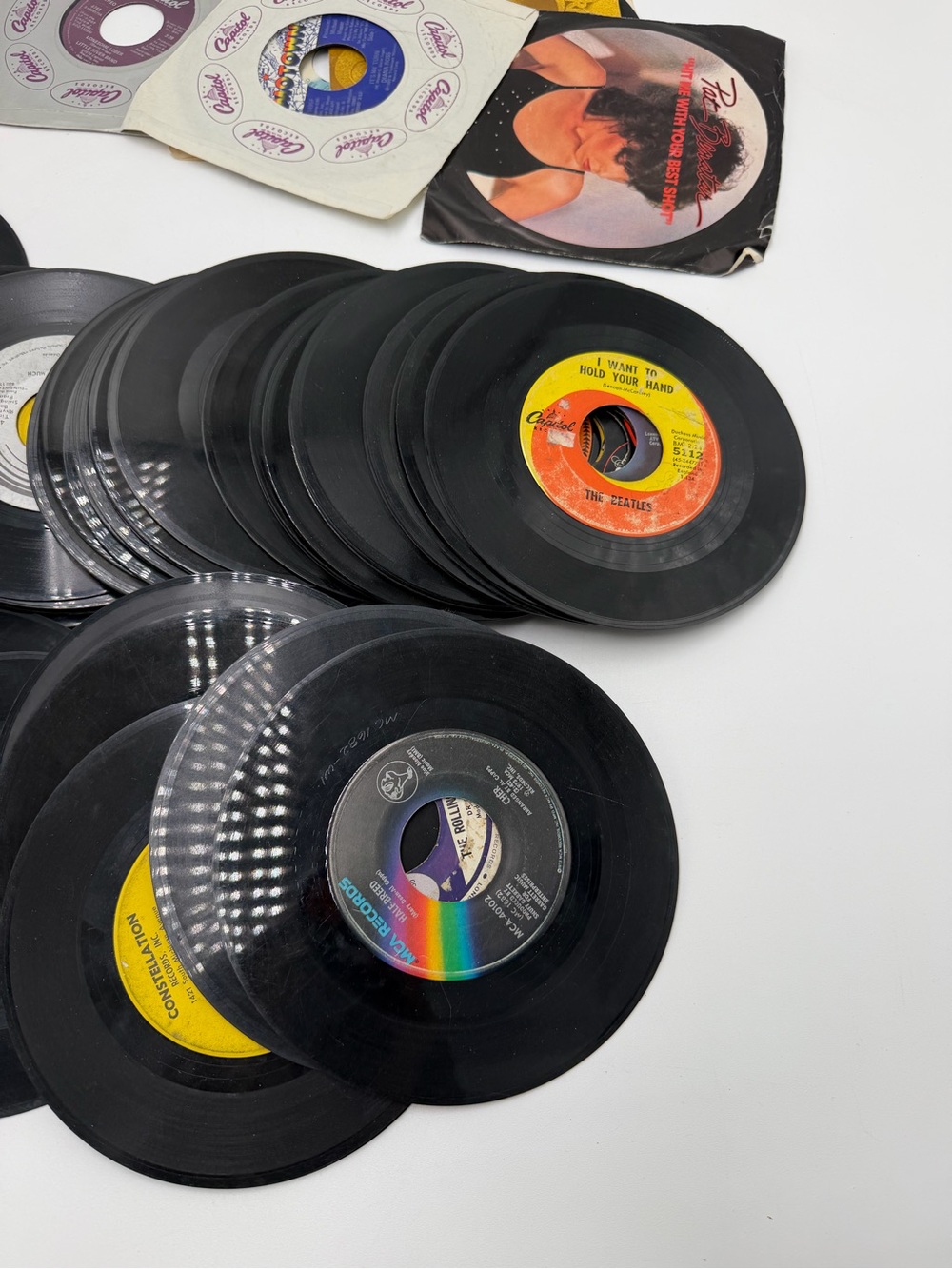 Lot Of 60 Vintage 45 RPM Vinyl Records Mixed Artists Crafts Decor AS-IS Untested - Picture 2 of 5